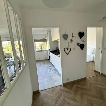 Appartamento Neuf Avec Balcon Et Parking Privé