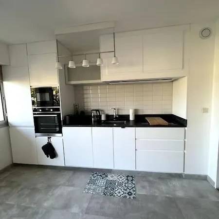 Neuf Avec Balcon Et Parking Prive Apartman