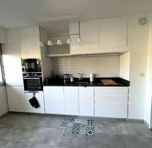 Neuf Avec Balcon Et Parking Prive Apartment