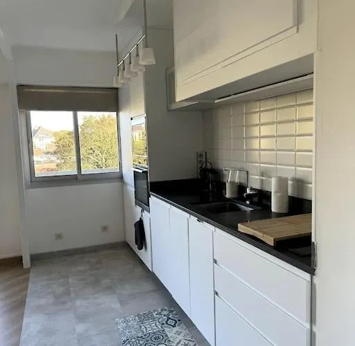 Apartment Neuf Avec Balcon Et Parking Prive